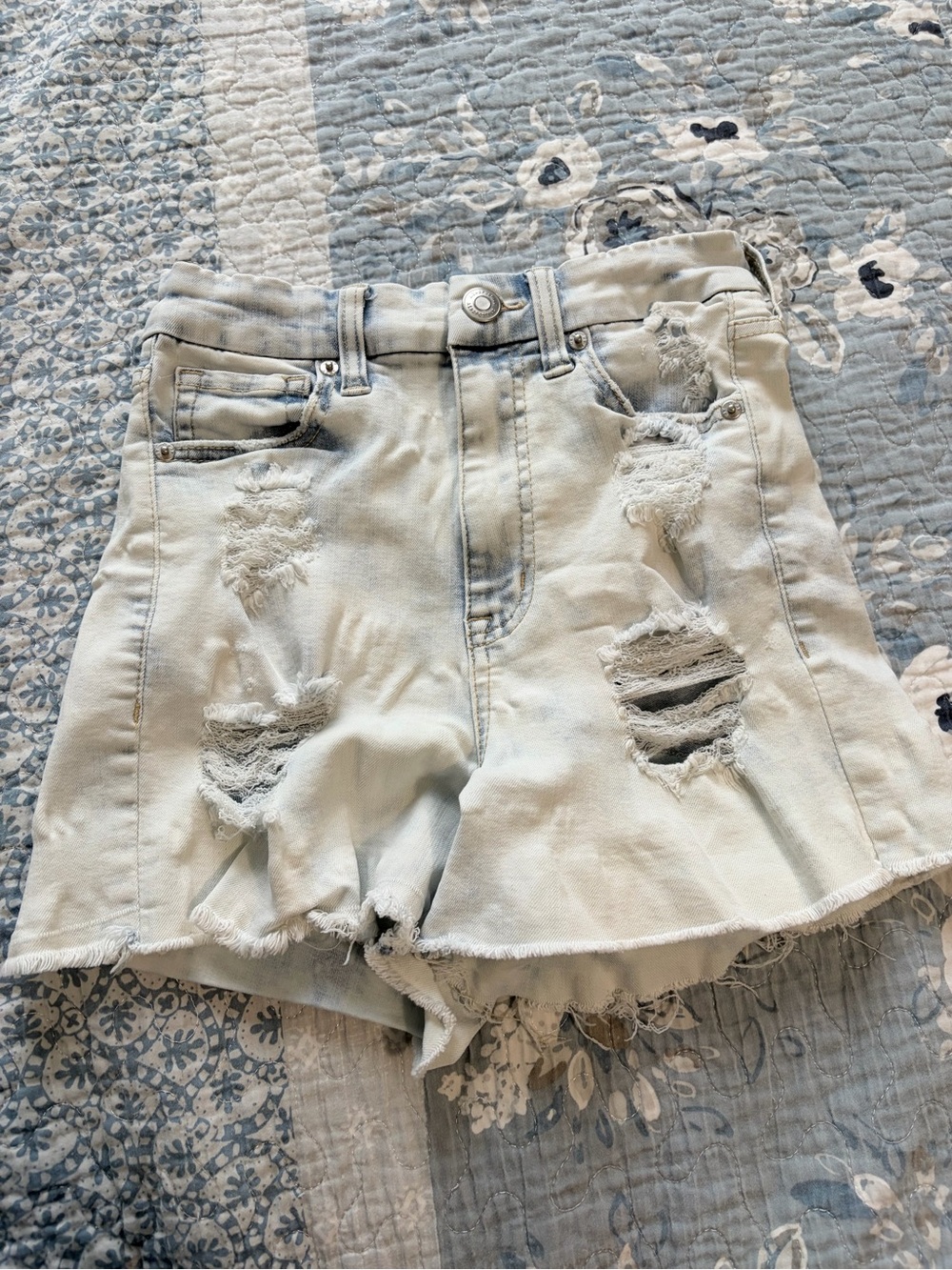 High-Rise Light Wash Distressed Aeropostale Denim Shorts - Women's